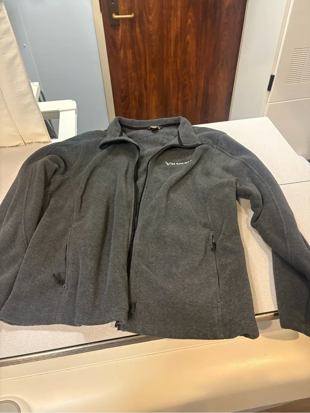 Gray Fleece Jacket - Unbranded